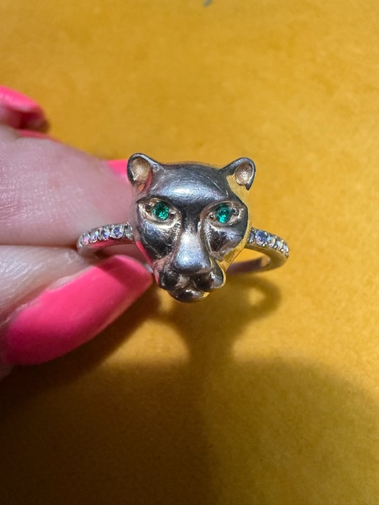 T.J.Maxx Jewelry - Sterling Silver Panther Head with Green Stone Eyes and diamond